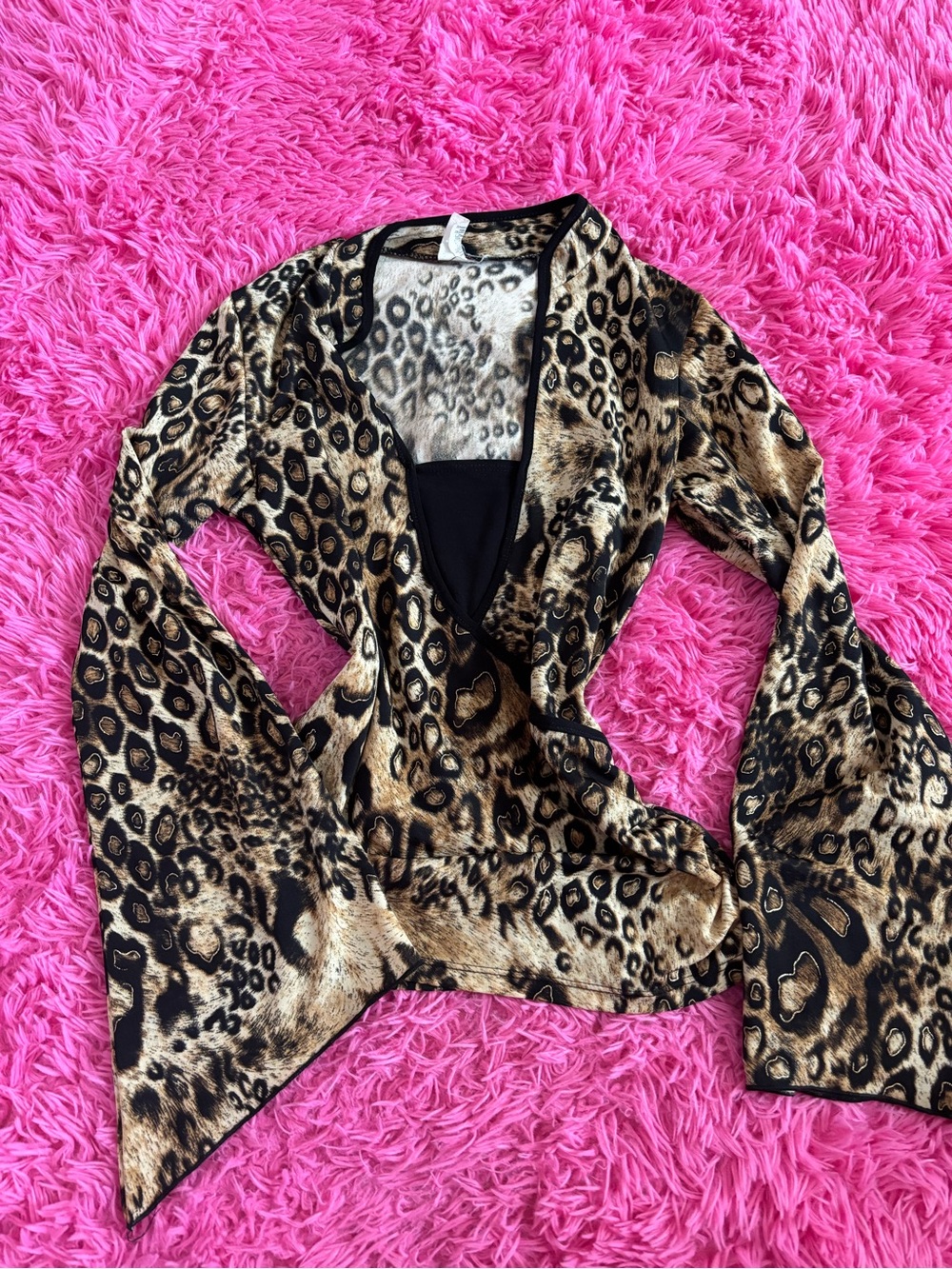 vintage leopard print top